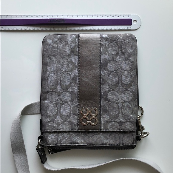 Coach Crossbody Bag - Picture 4 of 5